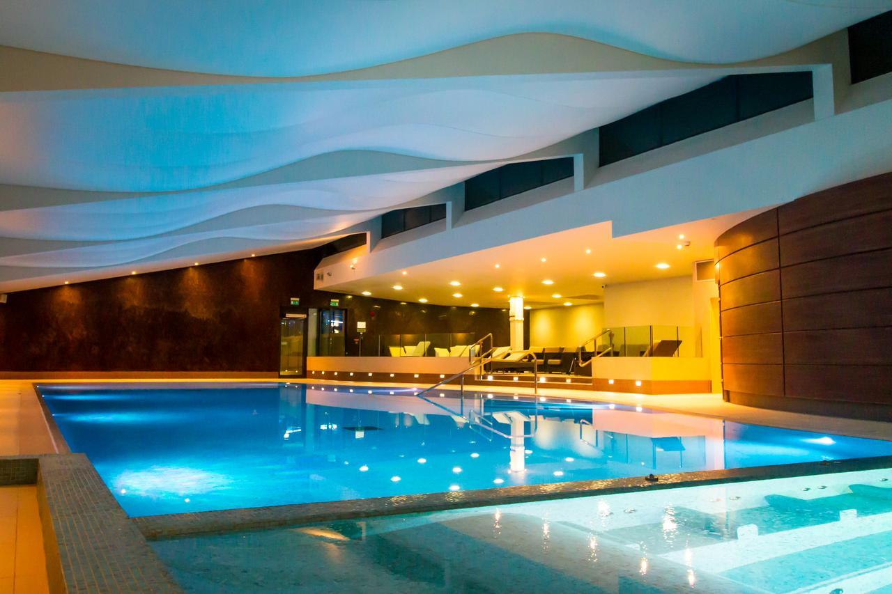 The Mere Golf Resort & Spa Exterior foto